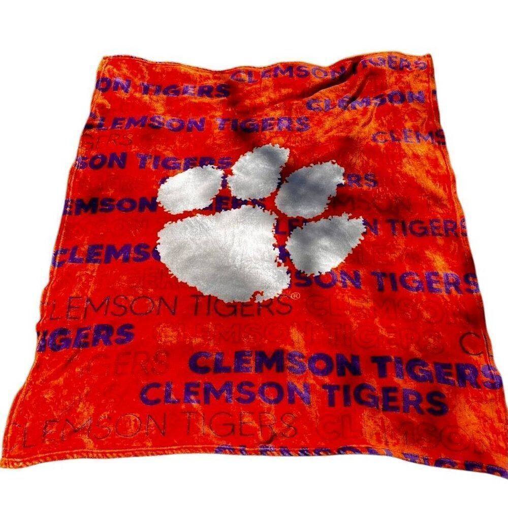 NCAA Clemson Tigers Classic Throw Blanket